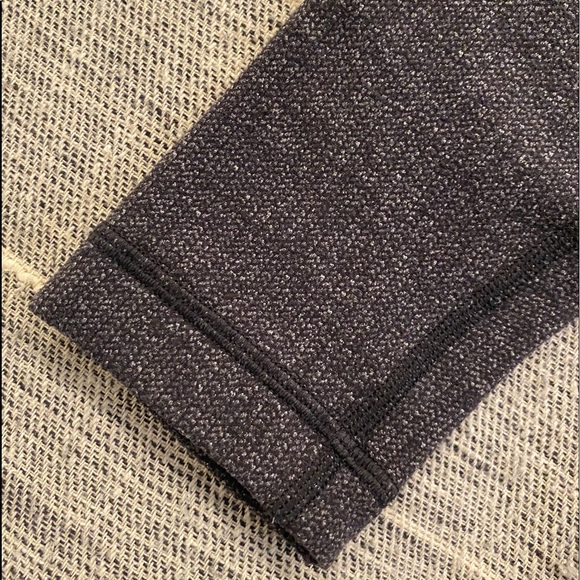 Lululemon 28” Dark Grey Leggings - Picture 4 of 7